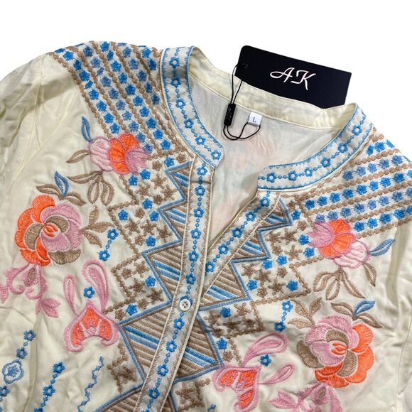 AK Large Tunic NWT Pale Yellow Embroidered Lined Roll Tab Sleeve 1/2 Button Boho - Picture 2 of 7